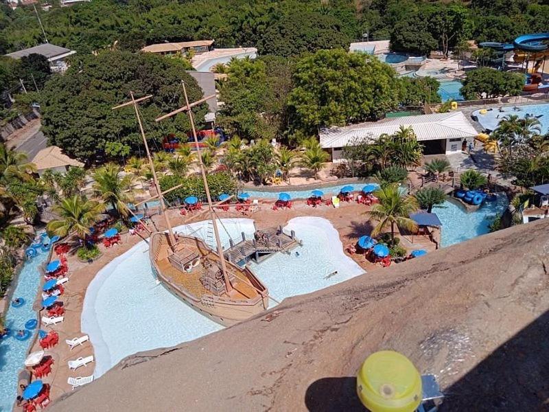 Апарт отель Piazza Diroma Acesso Diroma Acqua Park Gratuito Star Temporada Калдас-Новас Экстерьер фото
